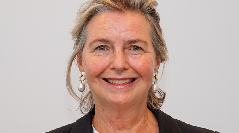 Mediator Edith Stouthamer